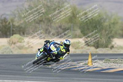 media/Oct-30-2025-Racers Edge (Thu) [[dabbdaf680]]/2-A Group/Session 5 (Turn 6)/